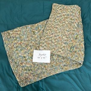 Multi color Knit throw blanket